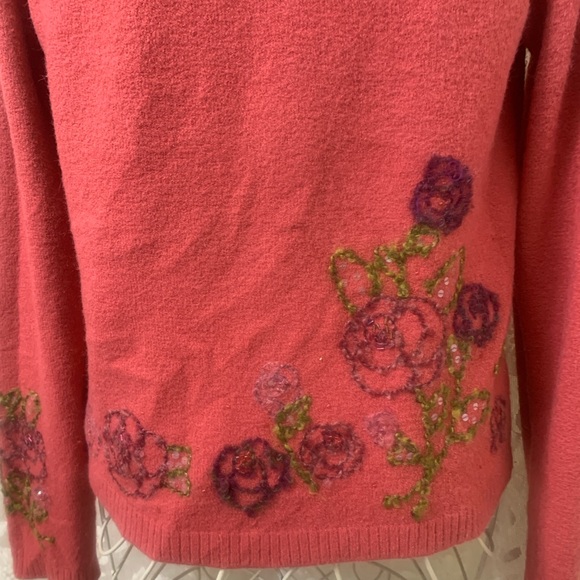 Vintage 2002 Susan Bristol red embroidered sweater long sleeve size M - Picture 12 of 13